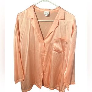 Vintage 100 % silk button shirt!